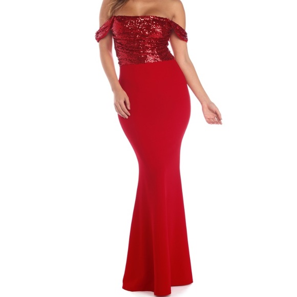 Windsor Dresses & Skirts - Windsor Red Sequin Crepe Dress